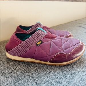 Teva Ember Moc Purple Quilted Slip-On Shoes